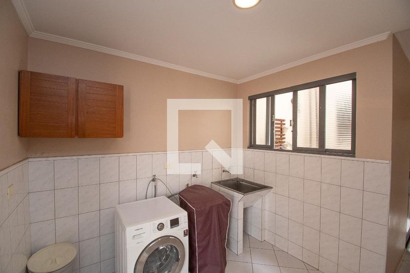 Casa à Venda - Jardim Chapadão, 4 Quartos,  308 m2 em , Campinas - sp | SoloBR
