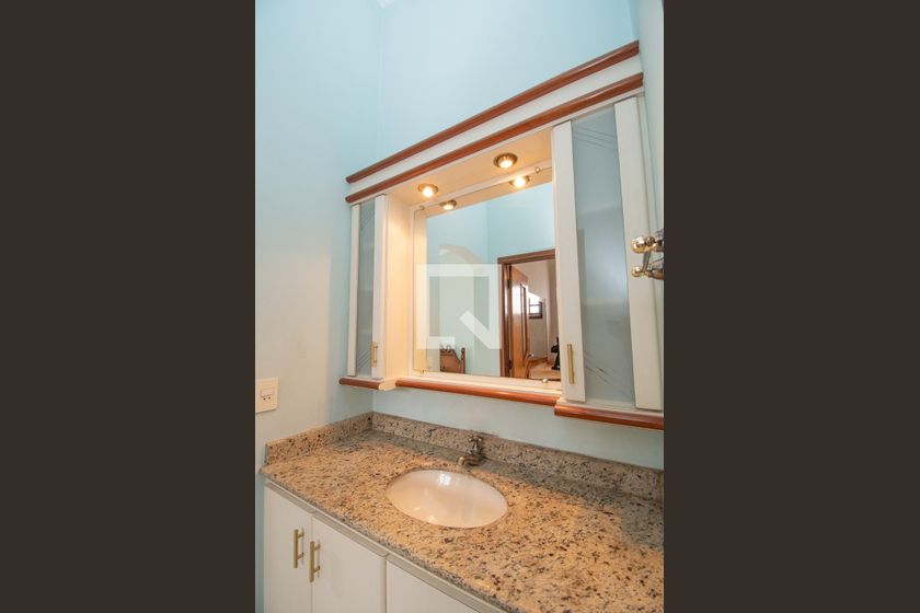 Casa à Venda - Jardim Chapadão, 4 Quartos,  308 m2 em , Campinas - sp | SoloBR