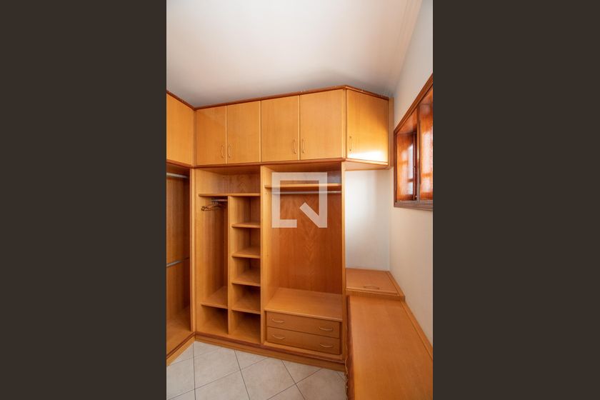 Casa à Venda - Jardim Chapadão, 4 Quartos,  308 m2 em , Campinas - sp | SoloBR