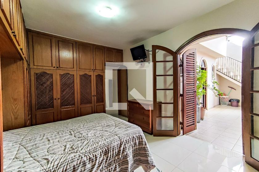 Casa, 4 quartos, 253 m² - Foto 35
