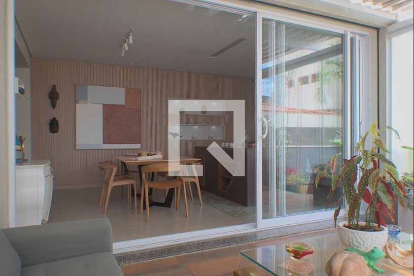 Casa à Venda - Bosque, 2 Quartos,  189 m2 em , Campinas - sp | SoloBR