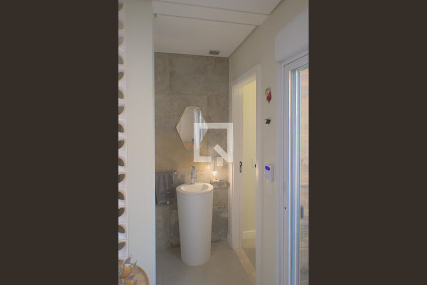 Casa à Venda - Bosque, 2 Quartos,  189 m2 em , Campinas - sp | SoloBR