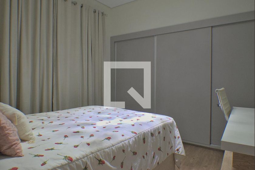 Casa à Venda - Bosque, 2 Quartos,  189 m2 em , Campinas - sp | SoloBR