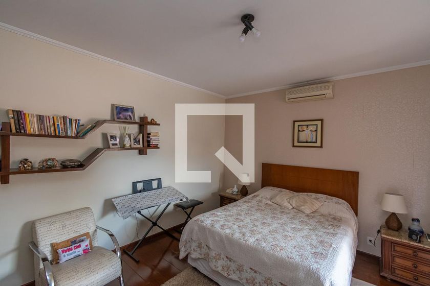 Casa à Venda - Nova Campinas, 4 Quartos,  300 m2 em , Campinas - sp | SoloBR
