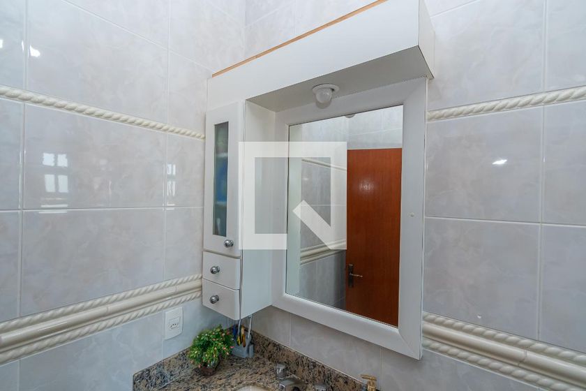 Casa à Venda - Nova Campinas, 4 Quartos,  300 m2 em , Campinas - sp | SoloBR