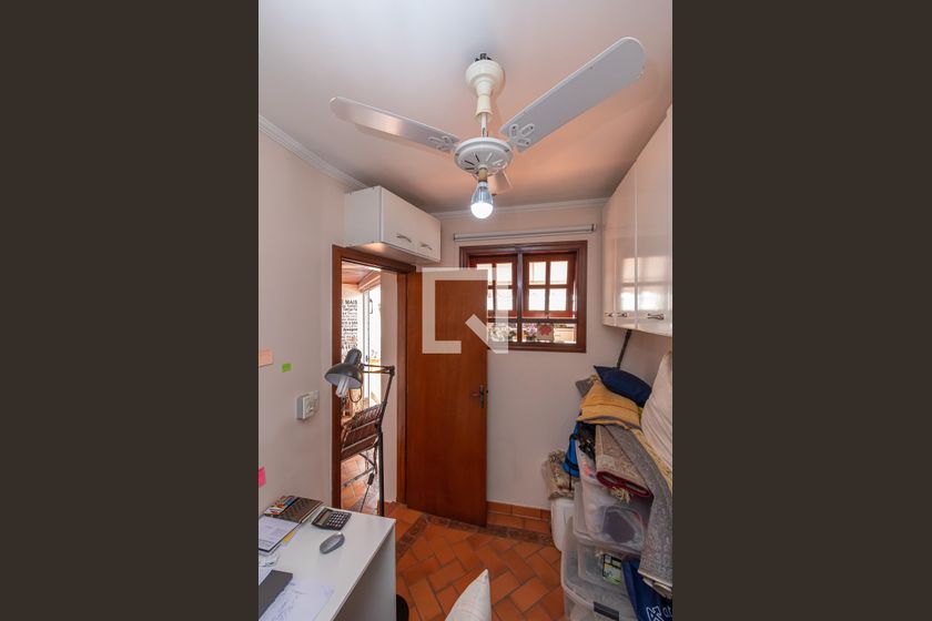 Casa à Venda - Nova Campinas, 4 Quartos,  300 m2 em , Campinas - sp | SoloBR