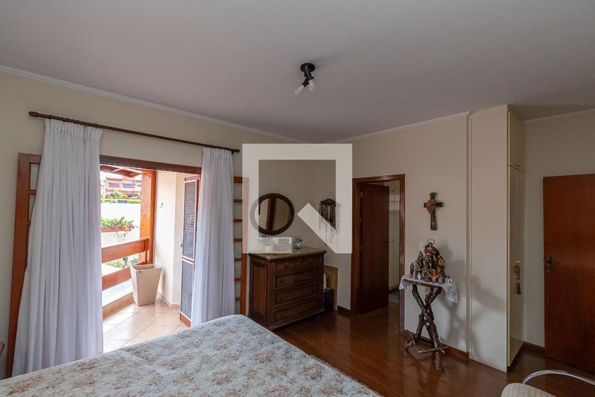 Casa à Venda - Nova Campinas, 4 Quartos,  300 m2 em , Campinas - sp | SoloBR