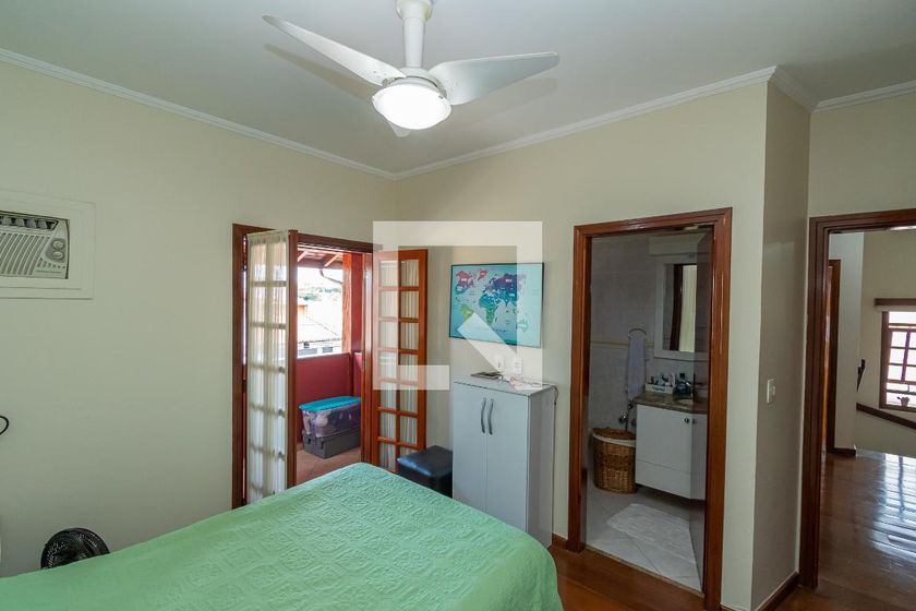 Casa à Venda - Nova Campinas, 4 Quartos,  300 m2 em , Campinas - sp | SoloBR