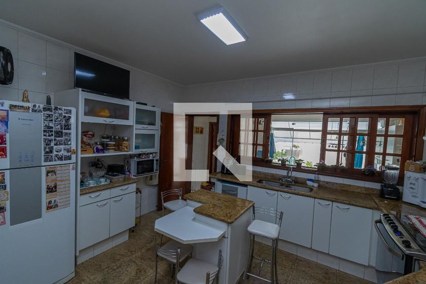 Casa à Venda - Nova Campinas, 4 Quartos,  300 m2 em , Campinas - sp | SoloBR