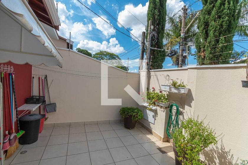 Casa à Venda - Nova Campinas, 4 Quartos,  300 m2 em , Campinas - sp | SoloBR
