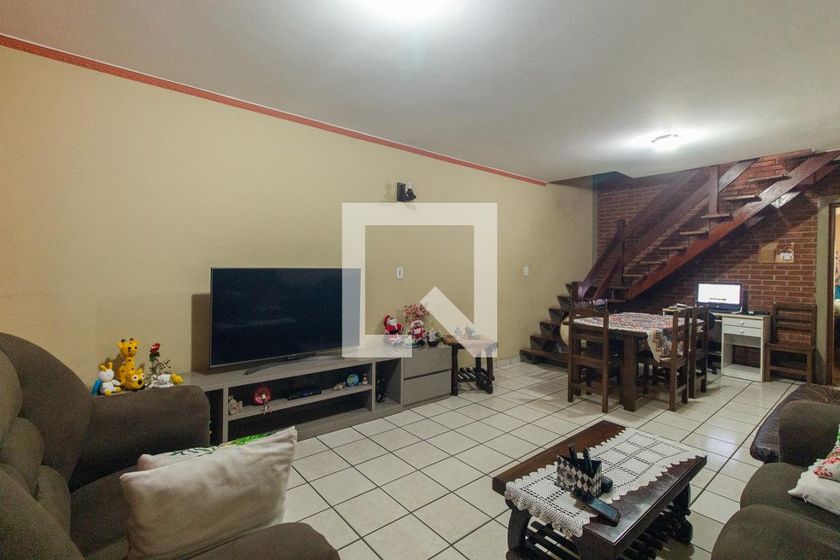 Casa, 3 quartos, 98 m² - Foto 1