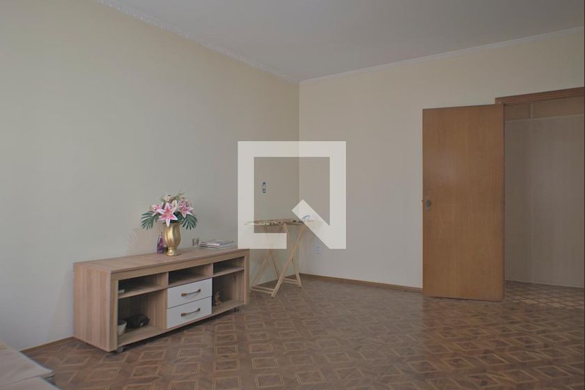 Casa à Venda - Guanabara, 6 Quartos,  260 m2 em , Campinas - sp | SoloBR