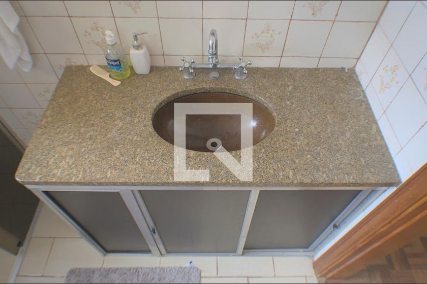 Casa à Venda - Guanabara, 6 Quartos,  260 m2 em , Campinas - sp | SoloBR