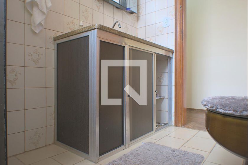 Casa à Venda - Guanabara, 6 Quartos,  260 m2 em , Campinas - sp | SoloBR