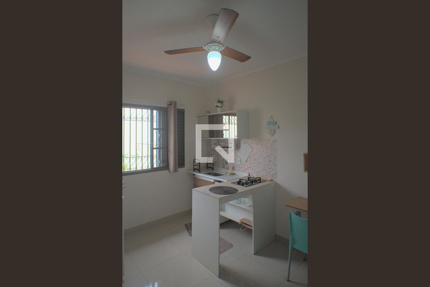Casa à Venda - Guanabara, 6 Quartos,  260 m2 em , Campinas - sp | SoloBR