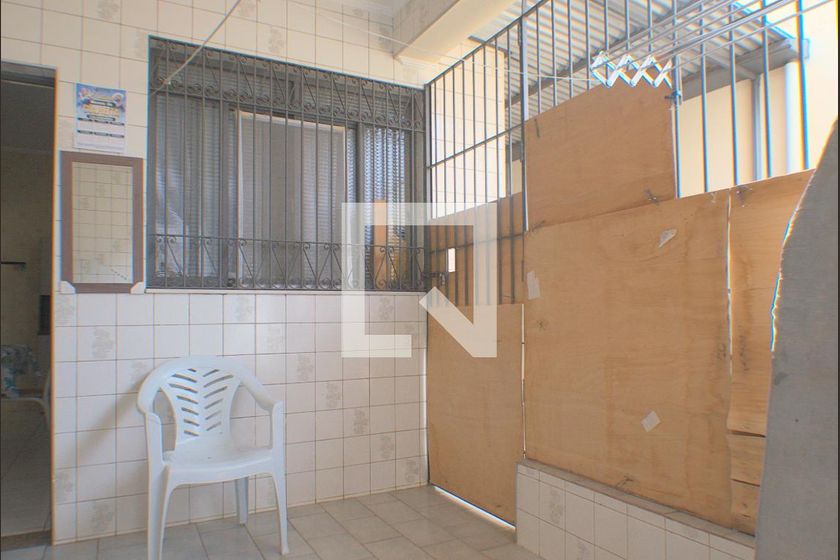 Casa à Venda - Guanabara, 6 Quartos,  260 m2 em , Campinas - sp | SoloBR
