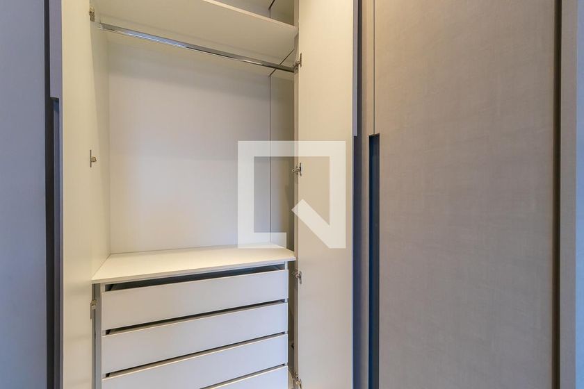 Apartamento à Venda - Bosque, 1 Quarto,  45 m2 em , Campinas - sp | SoloBR