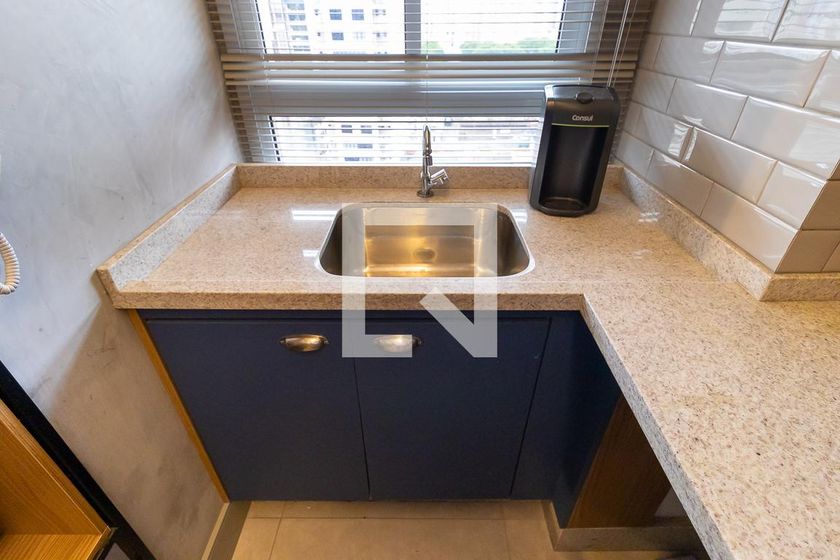Apartamento à Venda - Bosque, 1 Quarto,  45 m2 em , Campinas - sp | SoloBR