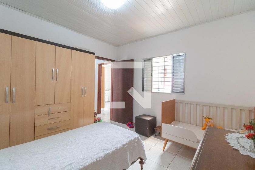 Casa, 3 quartos, 200 m² - Foto 13