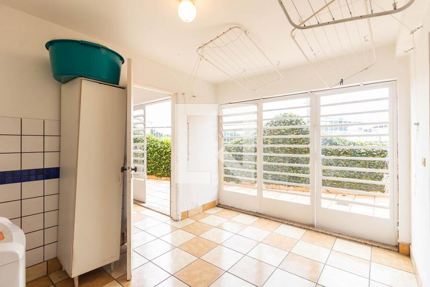 Casa, 3 quartos, 215 m² - Foto 95