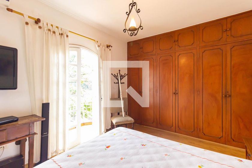 Casa, 3 quartos, 215 m² - Foto 23