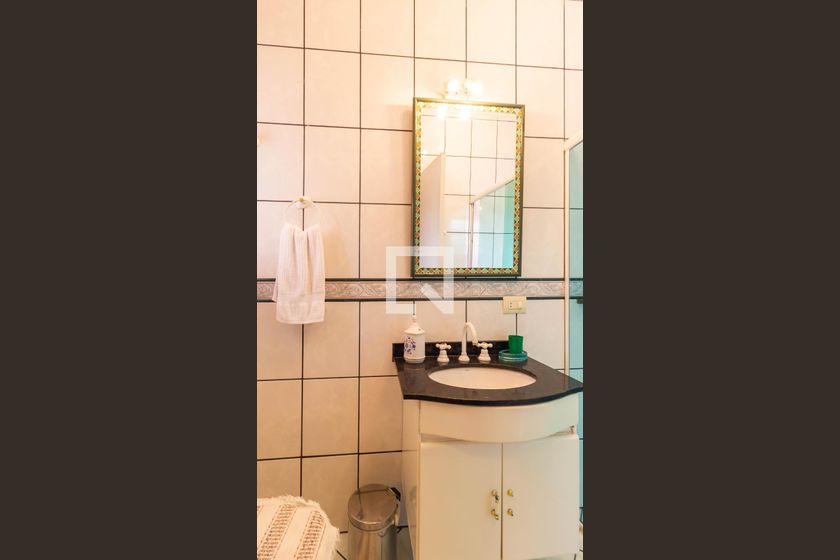 Casa, 3 quartos, 215 m² - Foto 33