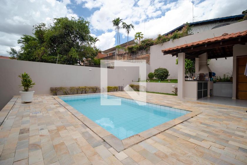Casa à Venda - Jardim Planalto, 3 Quartos,  180 m2 em , Campinas - sp | SoloBR
