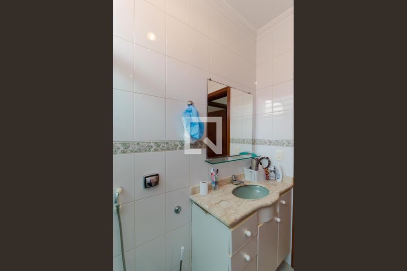 Casa à Venda - Jardim Planalto, 3 Quartos,  180 m2 em , Campinas - sp | SoloBR