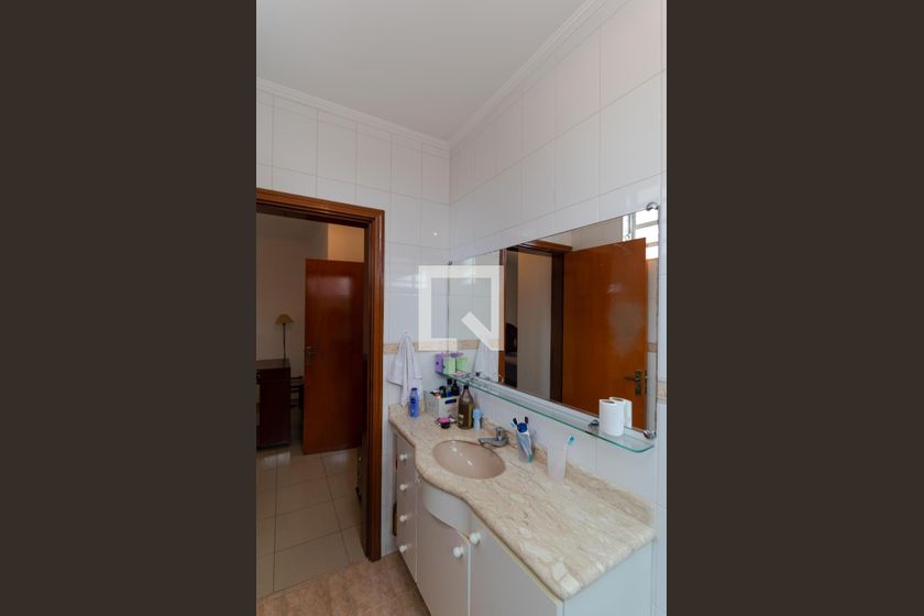 Casa à Venda - Jardim Planalto, 3 Quartos,  180 m2 em , Campinas - sp | SoloBR