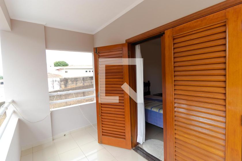 Casa à Venda - Jardim Planalto, 3 Quartos,  180 m2 em , Campinas - sp | SoloBR