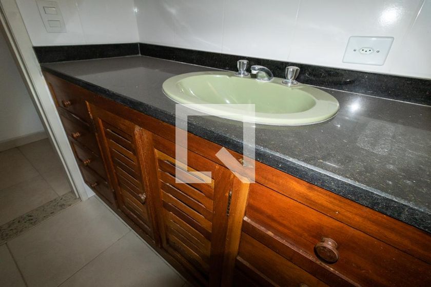 Casa, 3 quartos, 260 m² - Foto 24