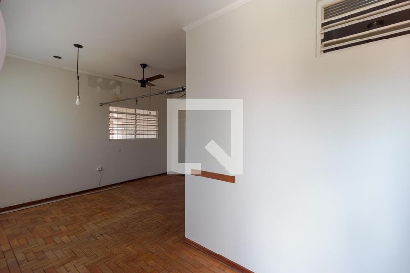 Casa à Venda - Jardim Santana, 2 Quartos,  137 m2 em , Campinas - sp | SoloBR