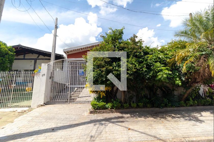 Casa à Venda - Jardim Santana, 2 Quartos,  137 m2 em , Campinas - sp | SoloBR