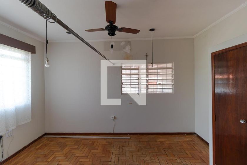 Casa à Venda - Jardim Santana, 2 Quartos,  137 m2 em , Campinas - sp | SoloBR