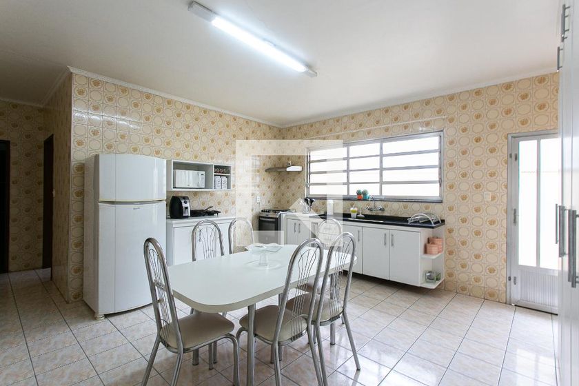 Casa, 4 quartos, 200 m² - Foto 31