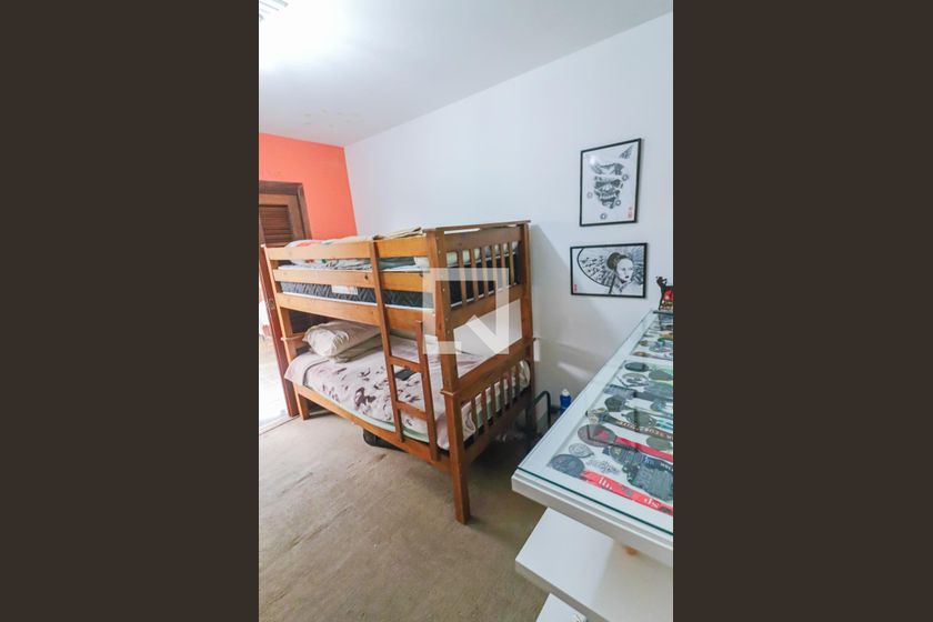 Casa, 3 quartos, 225 m² - Foto 35