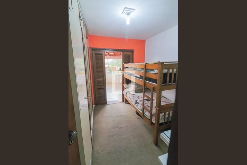 Casa, 3 quartos, 225 m² - Foto 36