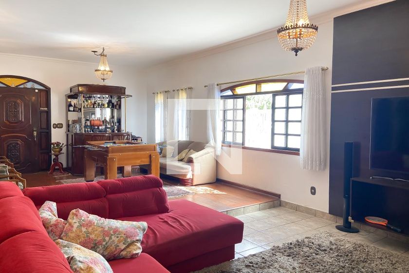 Casa, 4 quartos, 420 m² - Foto 1