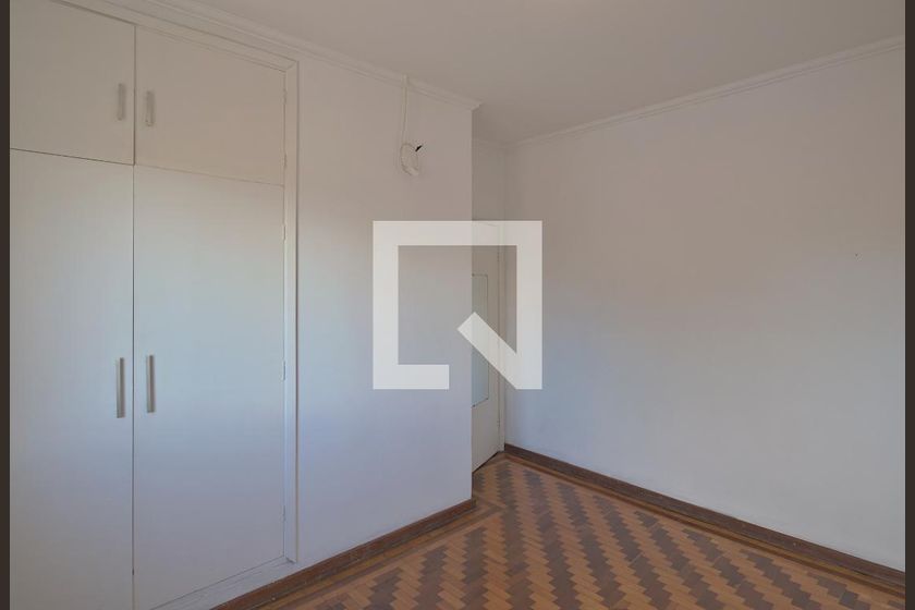 Casa à Venda - Bosque, 6 Quartos,  260 m2 em , Campinas - sp | SoloBR