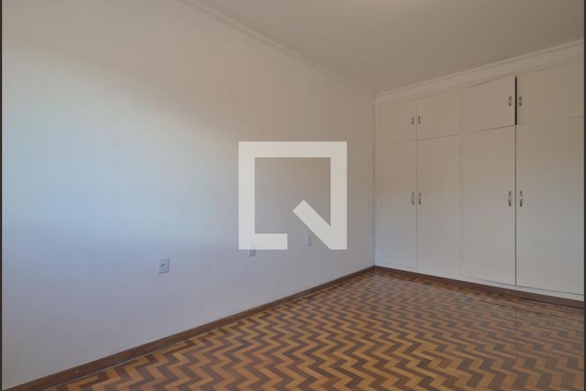 Casa à Venda - Bosque, 6 Quartos,  260 m2 em , Campinas - sp | SoloBR