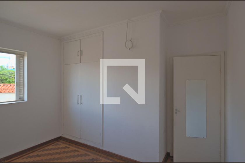 Casa à Venda - Bosque, 6 Quartos,  260 m2 em , Campinas - sp | SoloBR