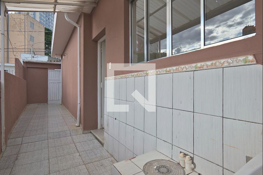 Casa à Venda - Bosque, 6 Quartos,  260 m2 em , Campinas - sp | SoloBR
