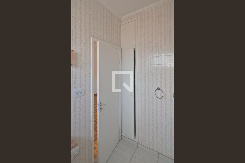 Casa à Venda - Bosque, 6 Quartos,  260 m2 em , Campinas - sp | SoloBR