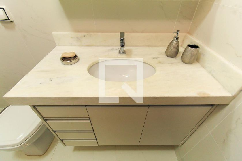 Casa, 3 quartos, 219 m² - Foto 32