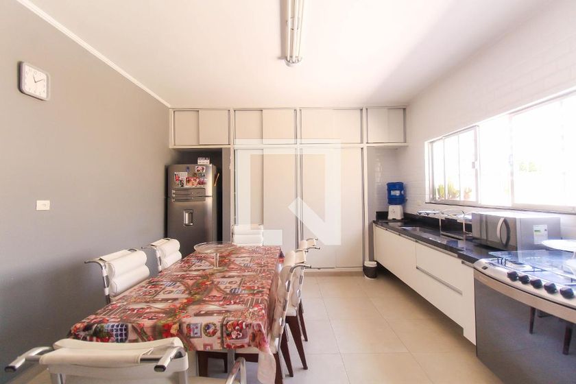Casa, 3 quartos, 219 m² - Foto 41