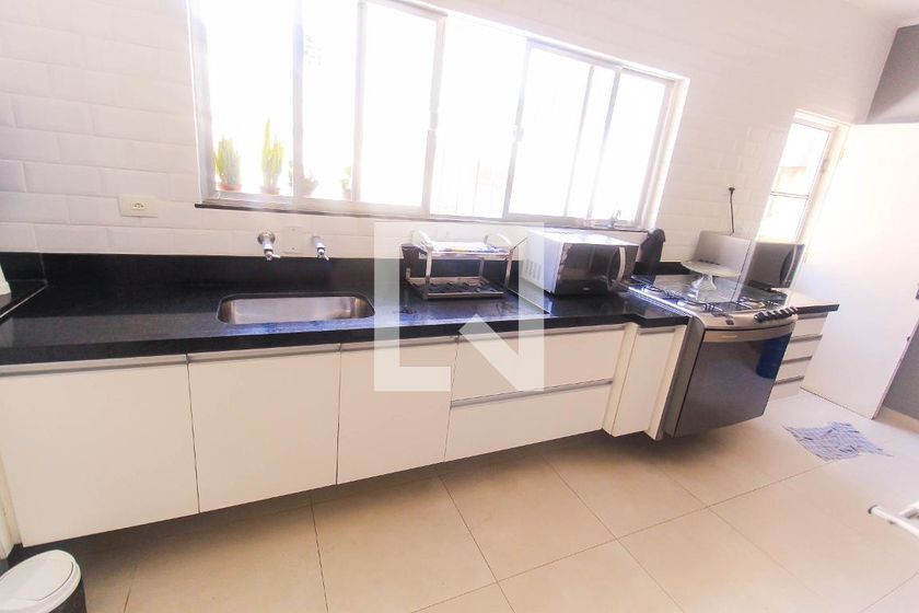Casa, 3 quartos, 219 m² - Foto 42