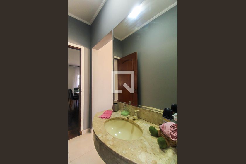 Casa, 3 quartos, 219 m² - Foto 33