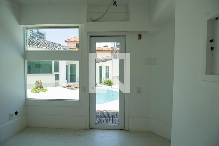 Casa, 6 quartos, 380 m² - Foto 30