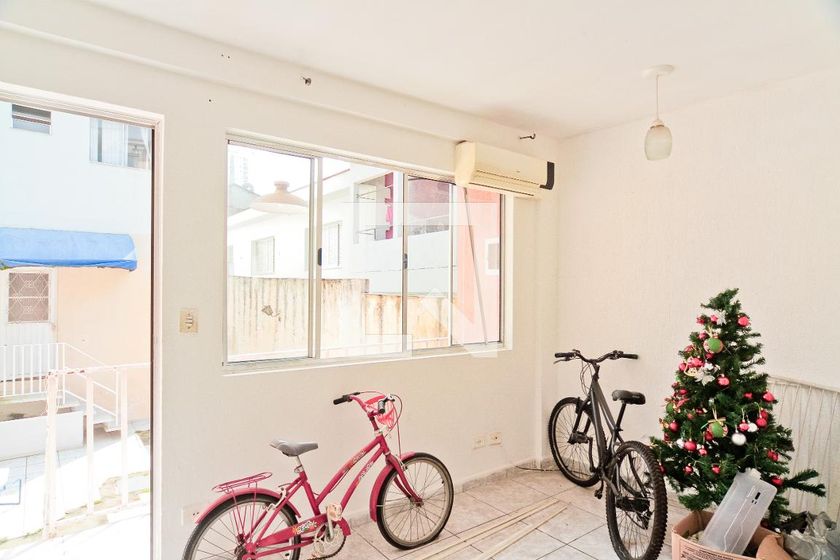 Casa, 6 quartos, 300 m² - Foto 20