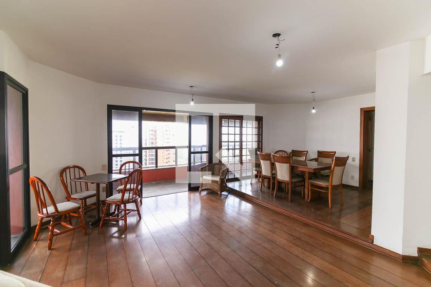 Apartamento, 4 quartos, 241 m² - Foto 11